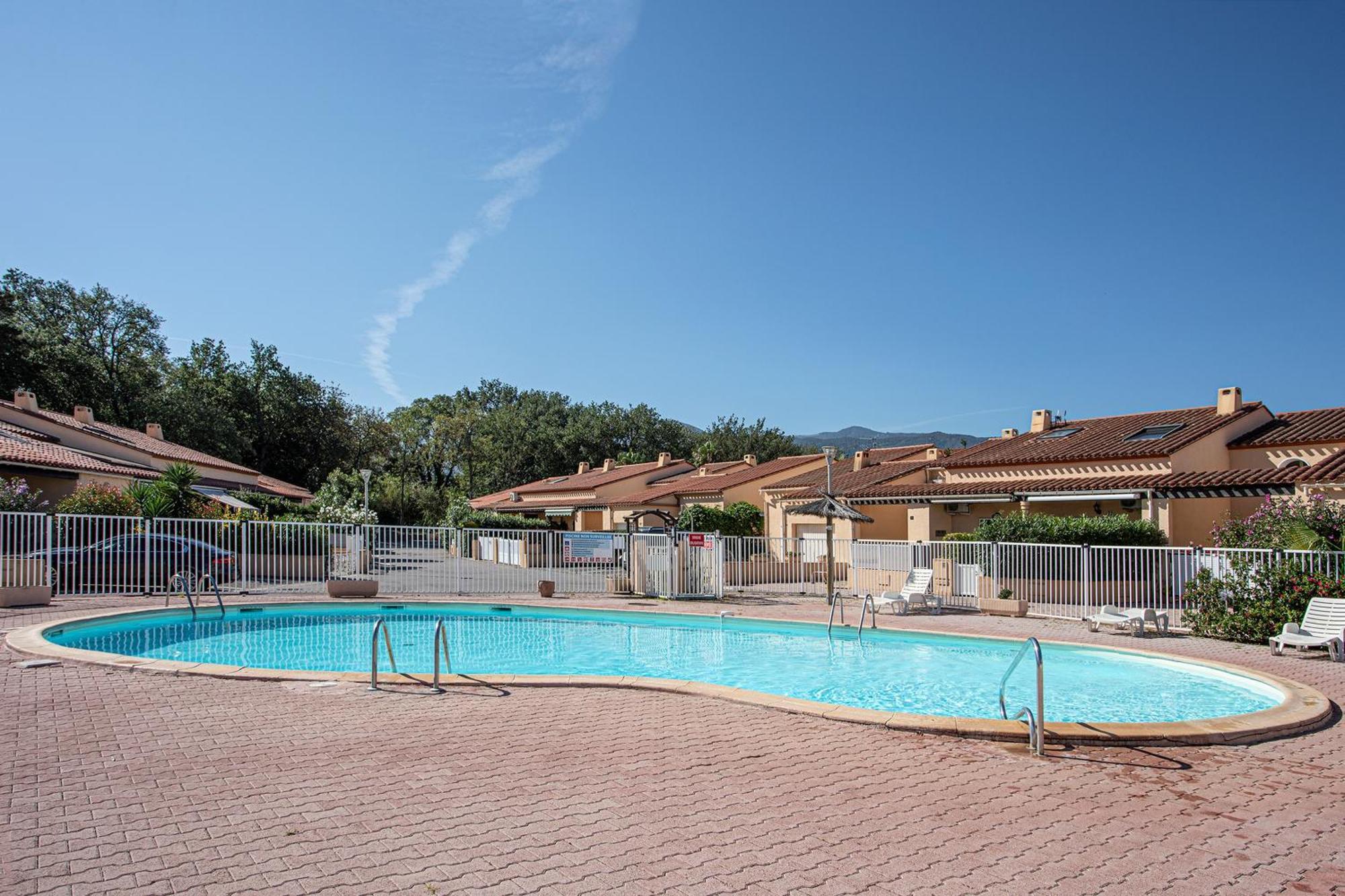 Maisonnette Du Clos - Avec Piscine Partagee